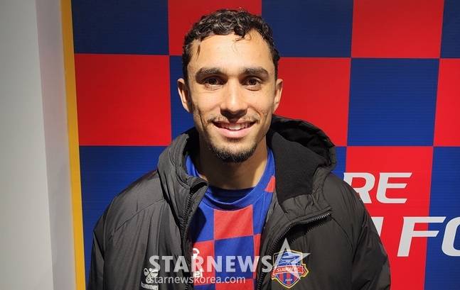 5일 도핑 검사를 마치고 인터뷰에 임하는 루안. /사진=박수진 기자