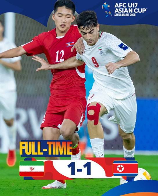 북한은 6일(한국시간) 사우디아라비아 제다의 프린스 압둘라 알 파이살 스타디움에서 열린 이란과의 '2025 아시아축구연맹(AFC) 17세 이하(U-17) 아시안컵' 조별리그 D조 1차전에서 1-1로 비겼다. 사진은 볼 경합하는 오원무(왼쪽)의 모습. /사진=AFC 공식 SNS 갈무리