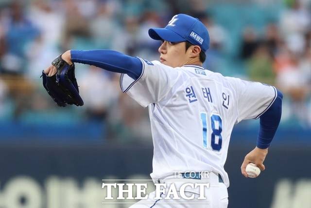 원태인이 김시진과 배영수에 이어 삼성 선발 투수진의 전설로 자리 잡을지 관심이 모아진다. /삼성 라이온즈