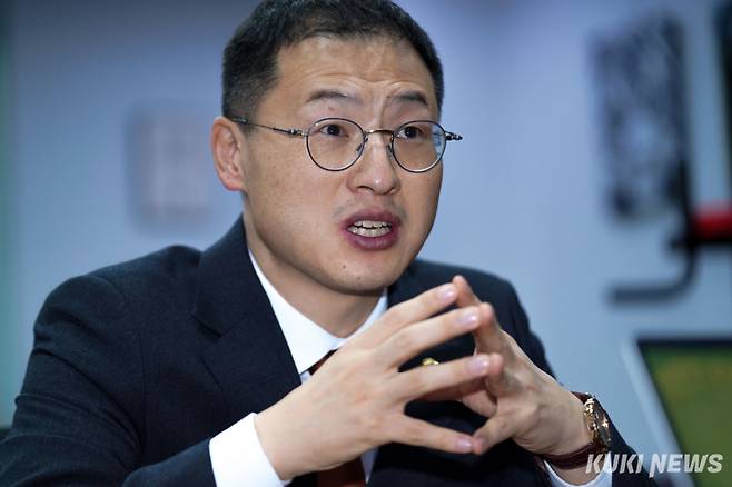 김상욱 국민의힘 의원이 지난 2월 19일 국회 의원회관에서 쿠키뉴스와 인터뷰를 진행하고 있다. 유희태 기자