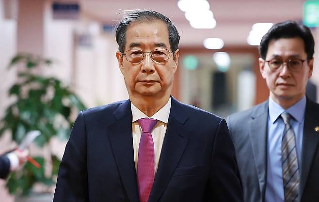한덕수 대통령 권한대행 겸 국무총리