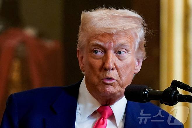 도널드 트럼프 미국 대통령이 8일(현지시간) 미국 워싱턴DC 백악관에서 연설하고 있다. ⓒ 로이터=뉴스1 ⓒ News1 류정민 특파원