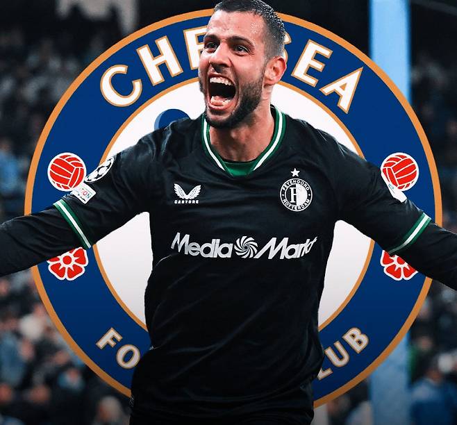 [스포즈초선 강우진 기자]황인범이 뛰고 있는 페예노르트의 수비수 다비드 한츠코가 첼시와 연결되고 있다. 리버풀 등 여러 빅클럽이 경쟁에 뛰어들면서 주가가 치솟고 있다. 페예노르트 입장에서는 주축 수비수를 입는 상황이라 달갑지만은 않은 소식이다. 다음 시즌 리그 순위를 끌어 올리려는 목표를 가진 페예노르트이기에 주전 수비수의 이탈로 고민이 깊어질 수 있다. 사진=SNS