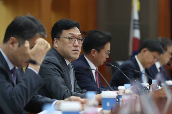 김병환 금융위원장이 9일 서울 여의도 금융투자협회에서 열린 금융위원장-종합금융투자사업장 간담회에서 인사말을 하고 있다. 연합뉴스