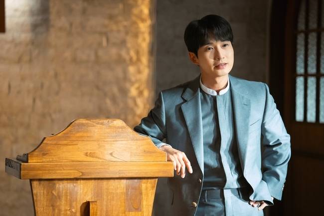 사진=스튜디오 피닉스·SLL