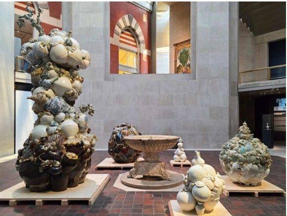 메트로폴리탄 미술관 《Monstrous Beauty: A Feminist Revision of Chinoiserie》 전시 전경_2, ⓒ  Jaeho Jung *재판매 및 DB 금지