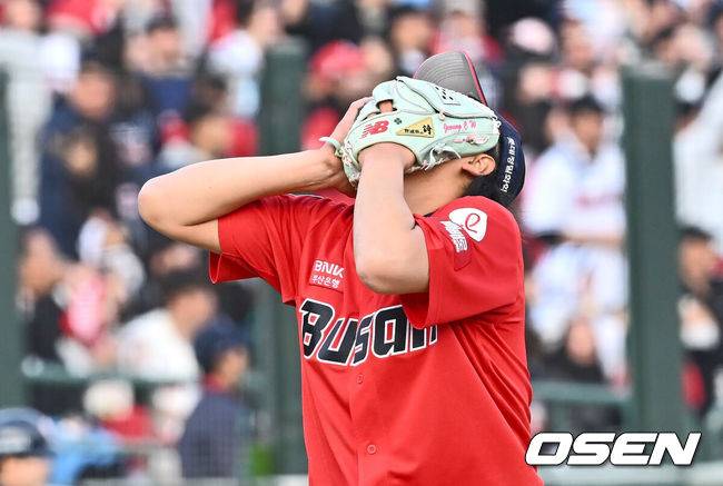 [OSEN=부산, 이석우 기자] 롯데 자이언츠 정철원 / foto0307@osen.co.kr