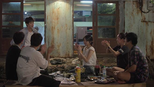 넷플릭스 오리지널 예능 ‘대환장 기안장’의 한 장면. 사진 넷플릭스