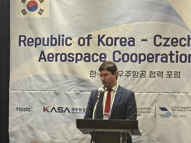 포럼서 발표하는 바츨라프 코베라 체코 교통부 과장 [촬영 조승한]