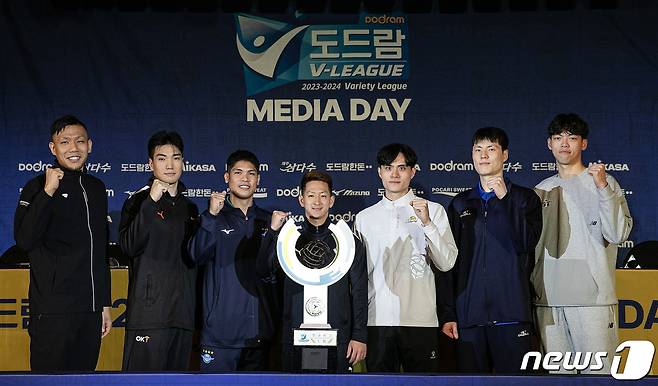 아시아쿼터 도입 첫 시즌,  V리그의 선택을 받은 남자부 아시아 선수들. 2023.10.11/뉴스1 ⓒ News1 이승배 기자