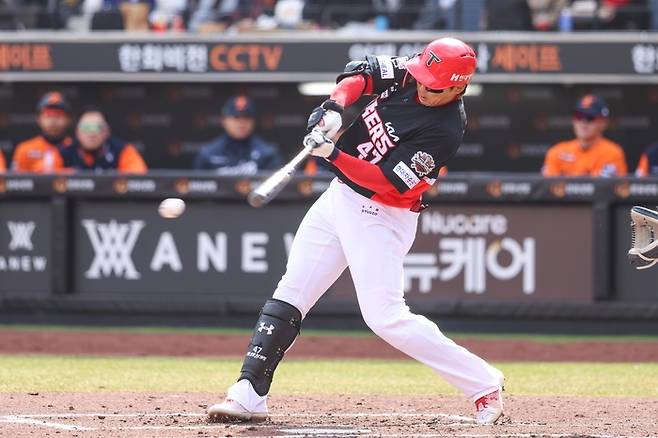 KIA 나성범이 대전 한화생명 볼파크에서 열린 2025 KBO리그 한화전에서 타격하고 있다. 사진 | KIA 타이거즈