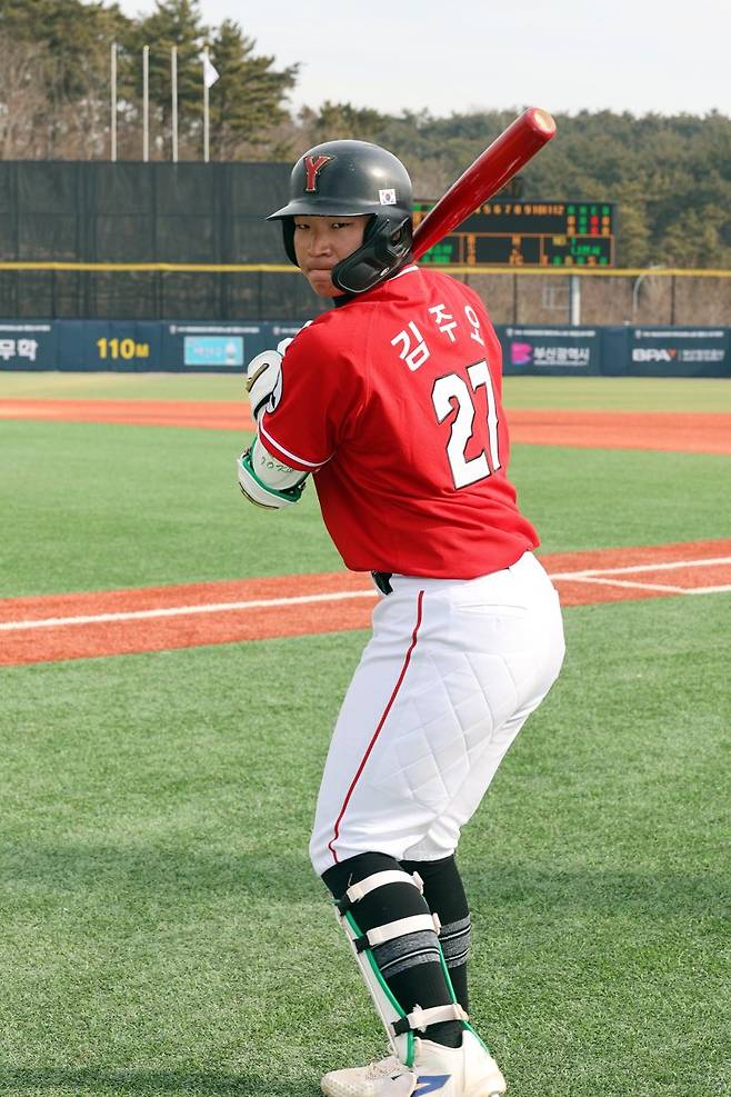 마산용마고 중심타자 김주오. 이번 이마트배 전국고교야구대회에서 타율 0.571, 출루율 0.684, 4타점, 8득점으로 활약하고 있다. 사진=서동일 기자