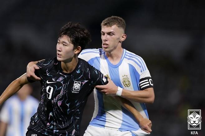 한국 U-20 축구 대표팀에서도 활약 중인 스트라이커 김 결. 사진=대한축구협회