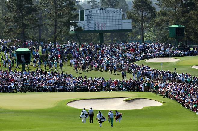11일(한국시간)부터 미국 조지아주 오거스타의 오거스타 내셔널 골프클럽에서 막을 올린 마스터스 1라운드는 화창한 날씨 속에서 치러졌다. (사진=AFPBBNews)