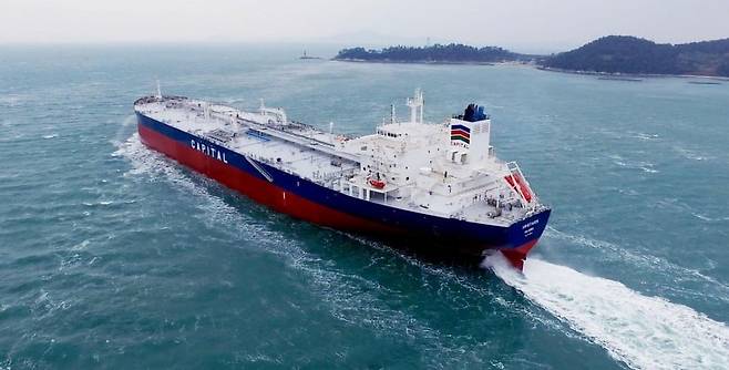 대한조선이 건조한 아프라막스급 원유 운반선. /대한조선 제공