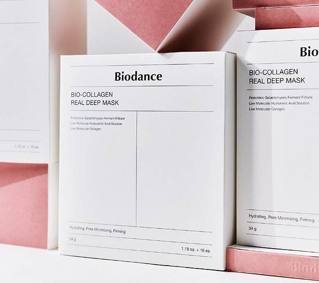 K뷰티 브랜드 바이오던스의 리얼 콜라겐 마스크팩. 아마존에서 자주 판매 순위 1위를 기록하는 제품이다./바이오던스 제공