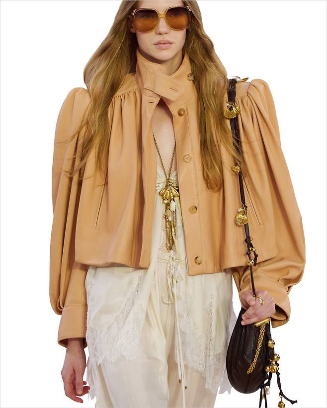 CHLOÉ