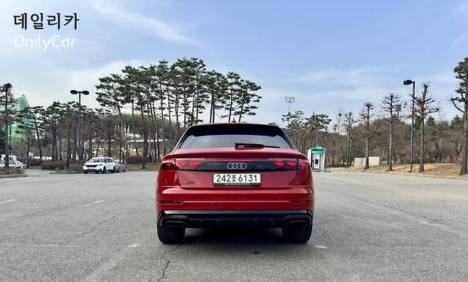 아우디 Q8 55 TFSI