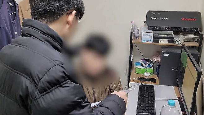 검거된 딥페이크 텔레그램 대화방 운영자 [경기북부경찰청 제공]