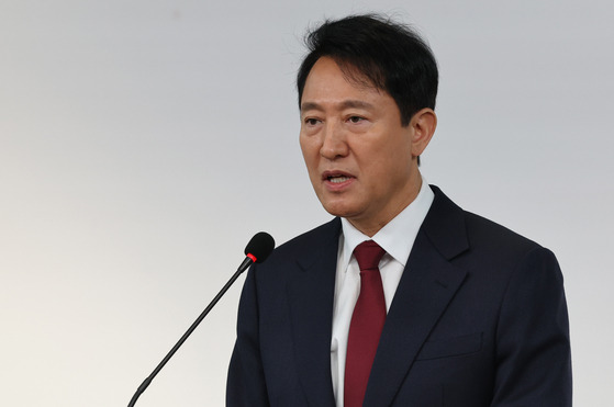 오세훈 서울시장이 12일 서울 여의도 국민의힘 당사에서 대선 불출마를 선언하고 있다. 〈사진=연합뉴스〉