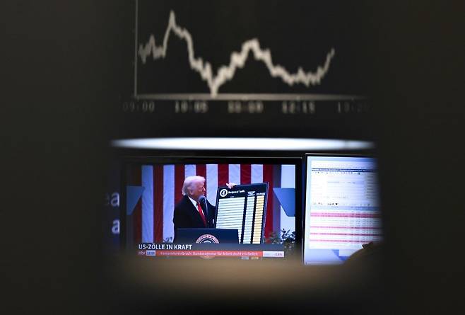 세계 경제 핵폭탄 투하의 날. AP 뉴시스