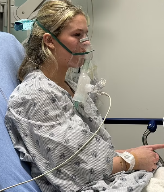 일회용 전자담배를 수년간 펴온 10대 소녀가 일명 '팝콘 폐'라는 치명적인 폐 질환에 걸렸다. 사진=데일리메일 캡처