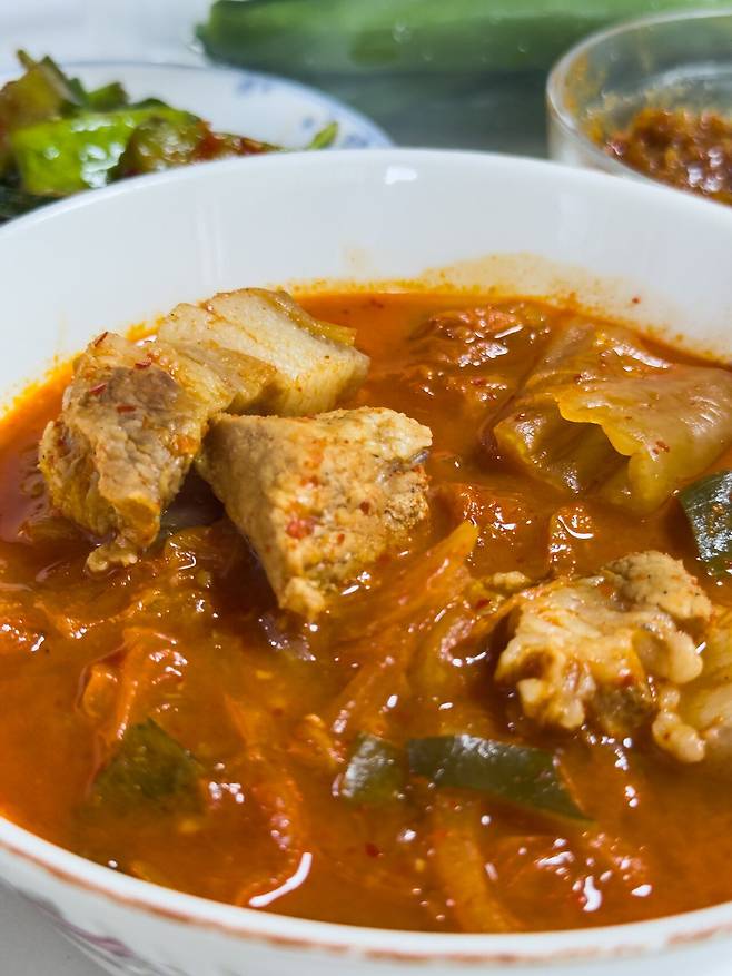 IMG_8147.jpeg 김치찌개 먹어요
