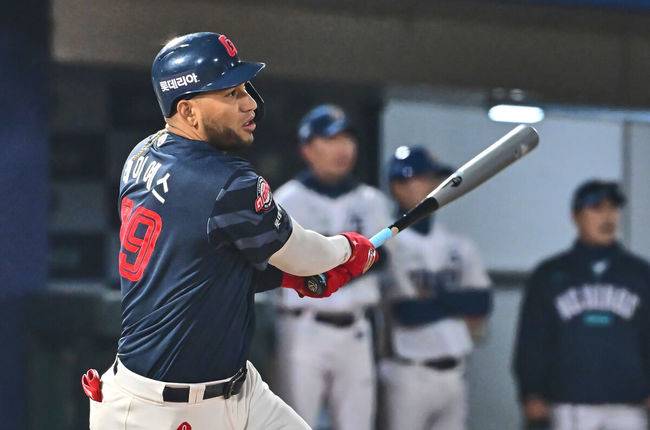 [OSEN=부산, 이석우 기자] 롯데 자이언츠 레이예스/ foto0307@osen.co.kr