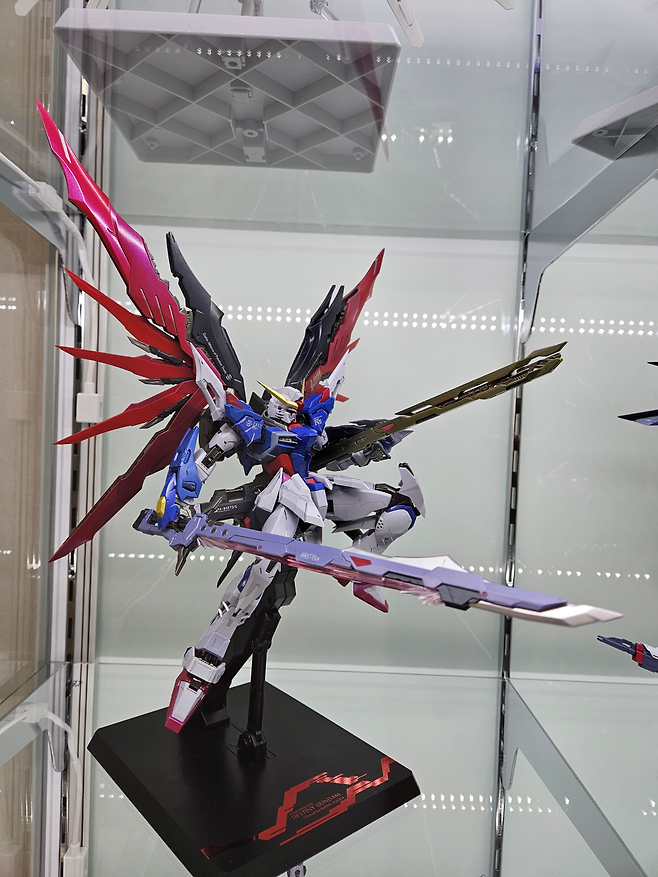 3.png 건담 장식장 보고가세요