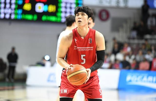 경기에 집중하는 변준형. /사진=KBL 제공
