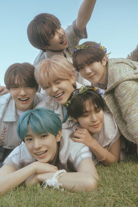 NCT WISH는 오는 4월 14일 2번째 미니 앨범 'poppop'을 발매한다. SM은 "한층 업그레이드된 NCT WISH 특유의 맑고 경쾌한 음악과 톡톡 튀는 매력"이라고 소개했다. /SM