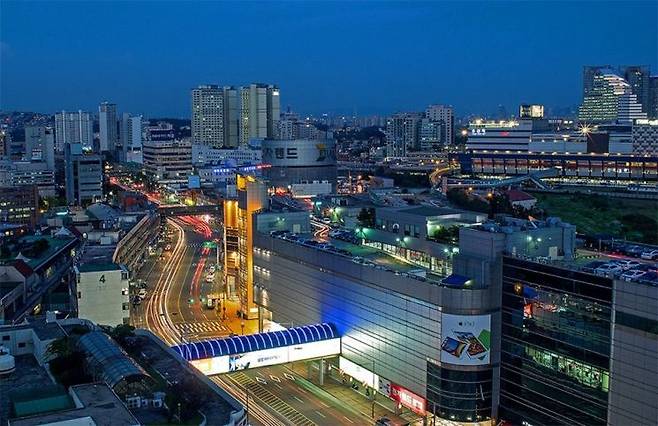 용산전자상가 일대 전경. 용산구 제공.