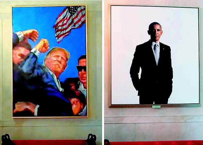 미국 워싱턴 백악관 로비에 걸린 도널드 트럼프 미국 대통령의 그림(왼쪽 사진). 지난해 7월 펜실베이니아주 버틀러에서 대선 유세를 벌이던 트럼프 대통령이 피격 직후 피를 흘리면서도 주먹을 치켜든 모습을 담았다. 백악관은 원래 이 자리에 있던 버락 오바마 전 대통령의 초상화(위 사진)를 다른 곳으로 옮기고 이 그림을 걸었다고 11일(현지 시간) 밝혔다. 사진 출처 백악관 ‘X’