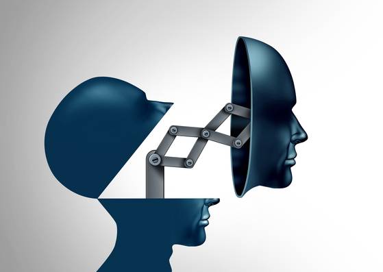 오는 6월 3일로 예정된 제21대 대통령선거를 앞두고 정치인을 표적삼은 딥페이크 영상과 사진이 빠르게 퍼지고 있다. 셔터스톡