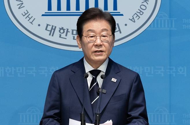 이재명 전 더불어민주당 대표가 지난 13일 국회 소통관에서 대선 비전을 밝혔다. /뉴스1