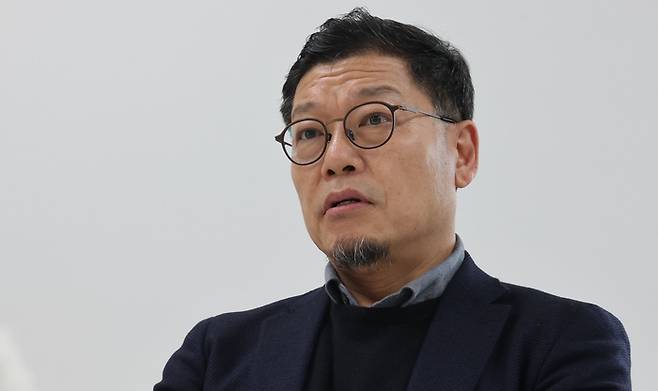 이정동 서울대 교수가 매일경제와 인터뷰하고 있다. [이승환 기자]