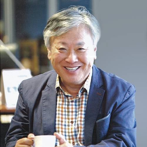 [서울=뉴시스]이문열 작가 (사진 = 윌라) 2021.12.16. photo@newsis.com *재판매 및 DB 금지