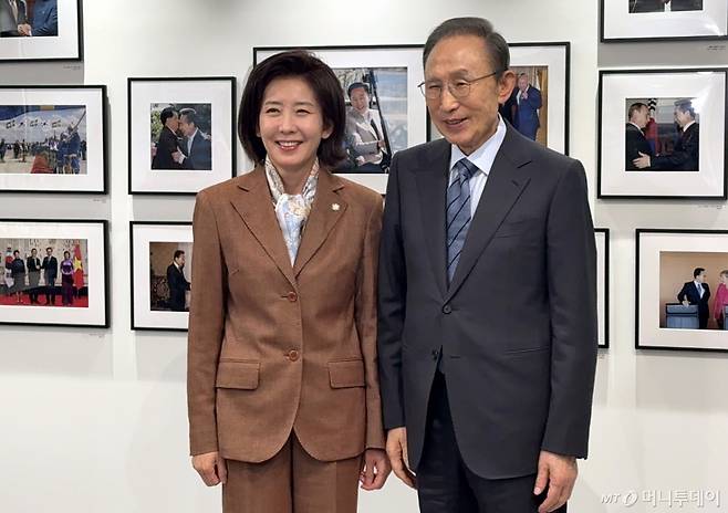 나경원 국민의힘 의원과 이명박 전 대통령. /사진=뉴시스