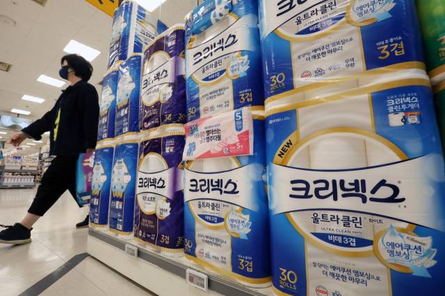 서울의 한 대형마트에 진열된 크리넥스. 사진은 기사와 직접적인 관련이 없음. 뉴스1