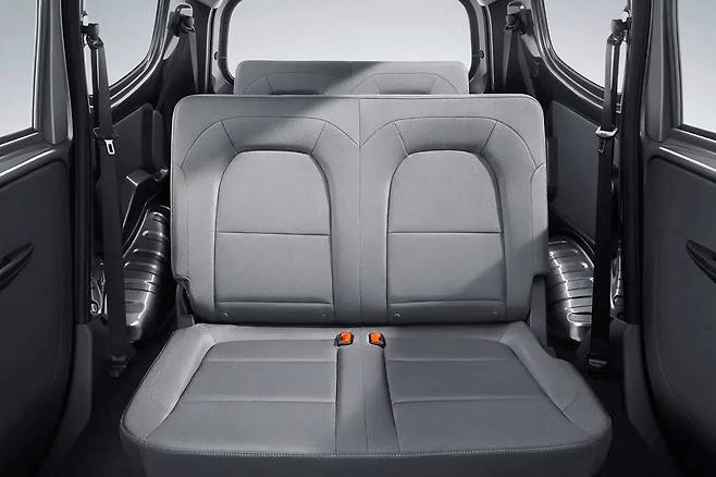 우링 홍광 EREV 실내