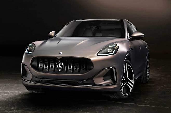 마세라티 그레칼레 폴고레