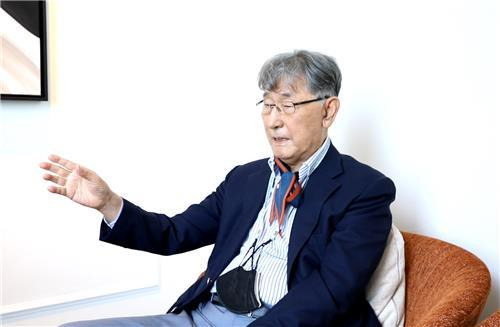 2022년 10월 연합뉴스와 인터뷰 중인 국민의사 이시형. 당시 88세였다 [연합뉴스 사진]