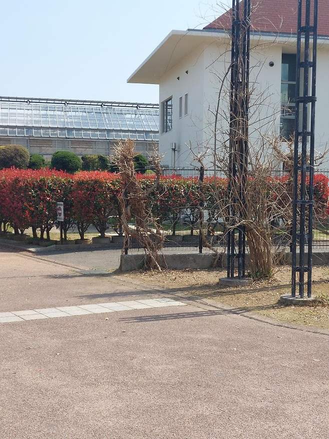 7fed8273b58668f551ee84e04f82737374e45bb719166db1d4846f4a8d41e37d