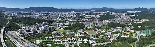 경남 창원시전경. 경향신문 자료사진