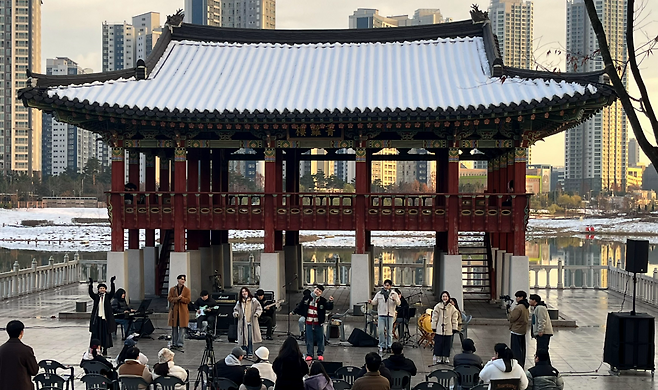 돗가비콘텐츠 제공