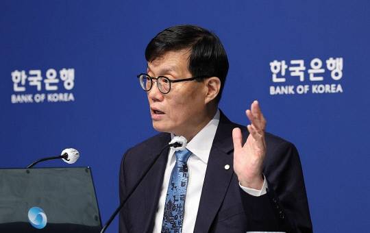 이창용 한국은행 총재가 17일 한국은행에서 열린 통화정책방향 기자간담회에서 발언하고 있다. 사진=연합뉴스