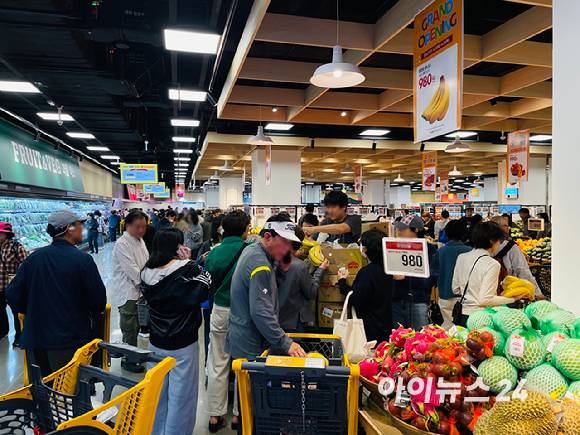 이마트 푸드마켓 고덕점 과일코너 모습. [사진=송대성 기자]