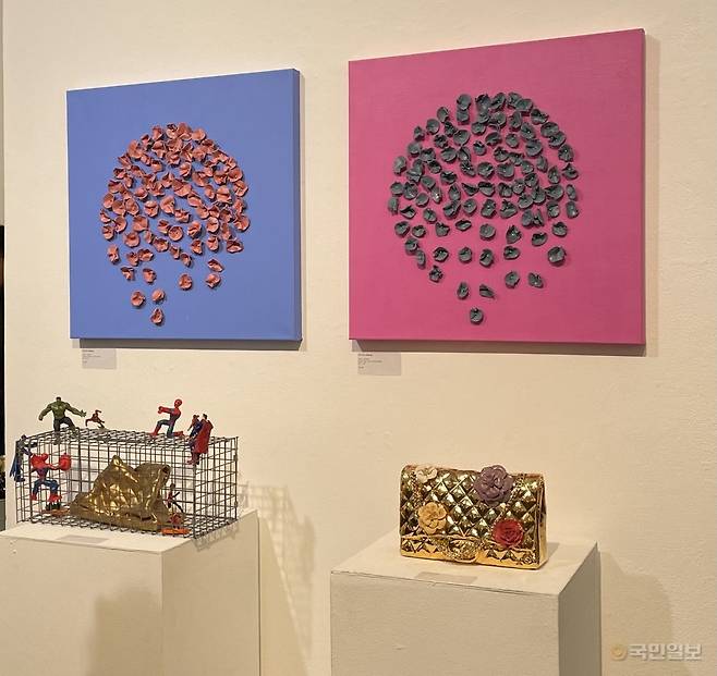 재미작가 킴미킴 초대전. 웨이브 시리즈