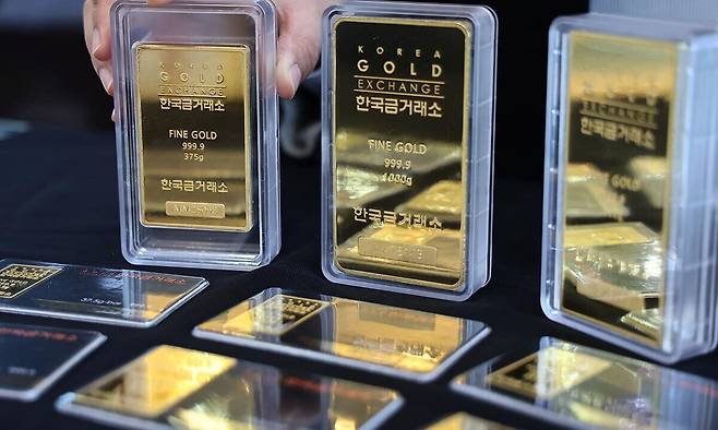 서울 종로구 한국금거래소 종로본점 골드바 모습. 연합뉴스