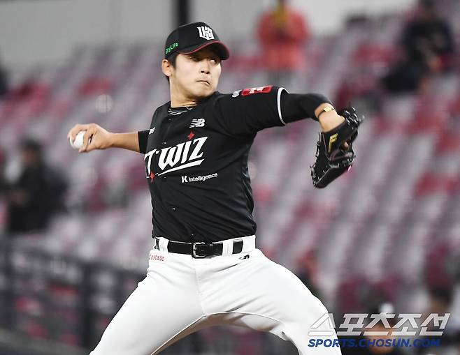 17일 광주 기아 챔피언스필드에서 열린 KT-KIA전. 9회말 박영현이 투구하고 있다. 광주=정재근 기자 cjg@sportschosun.com/2025.4.17/